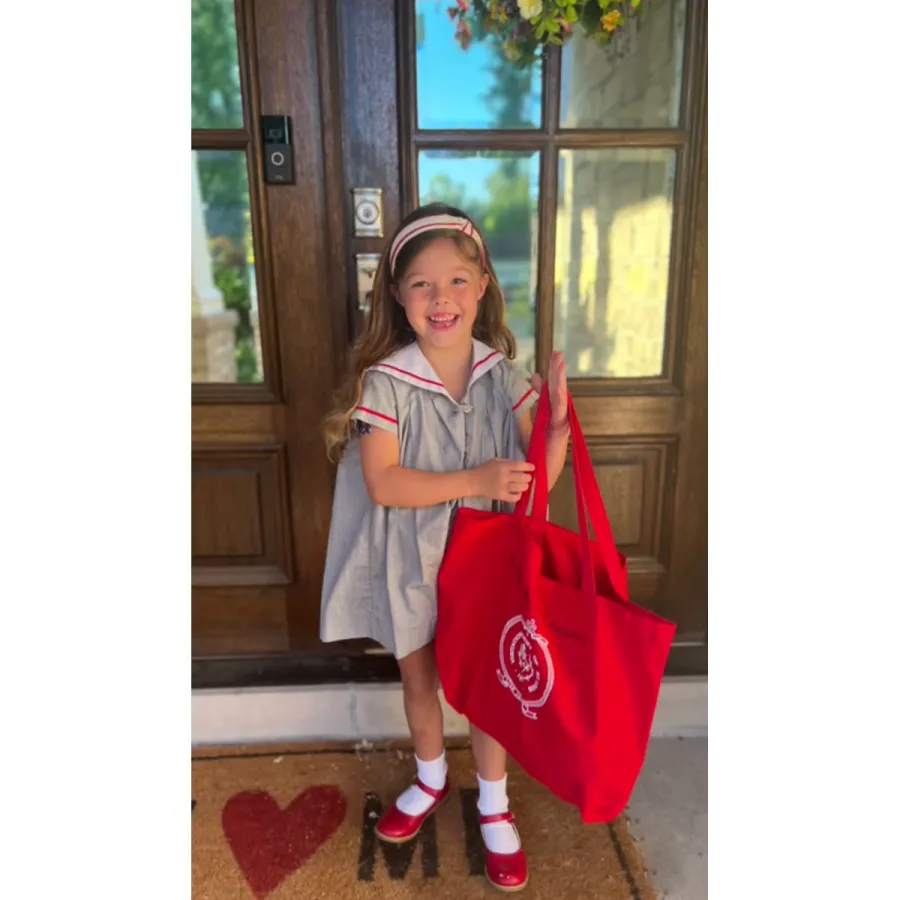 Celeb BTS Photos Meghan King