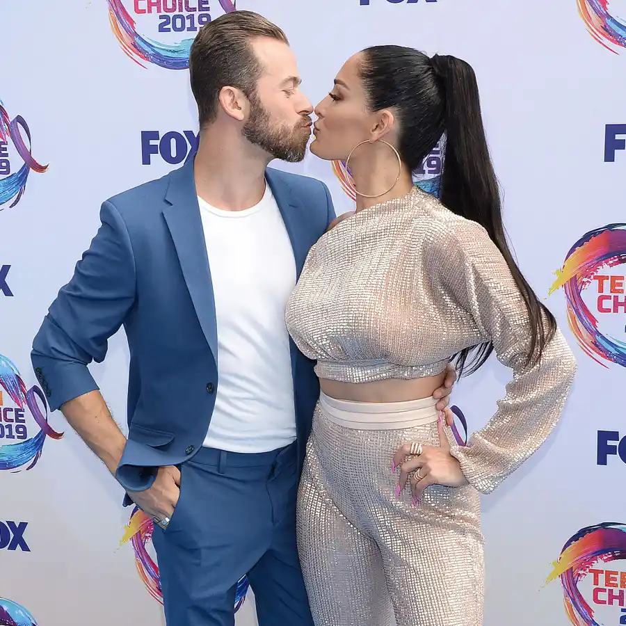 Celebrities Who Tied Knot 2022 Artem Nikki