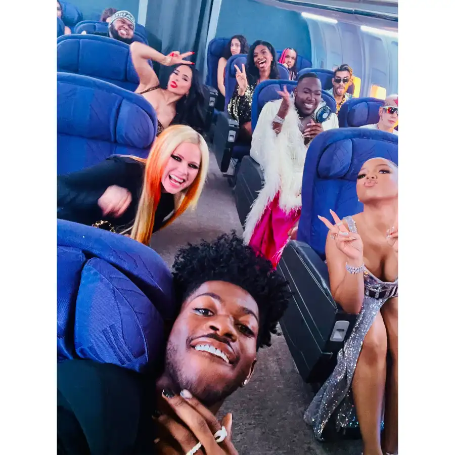 Gallery Update: A Look Back at the Most Epic Celebrity Selfies