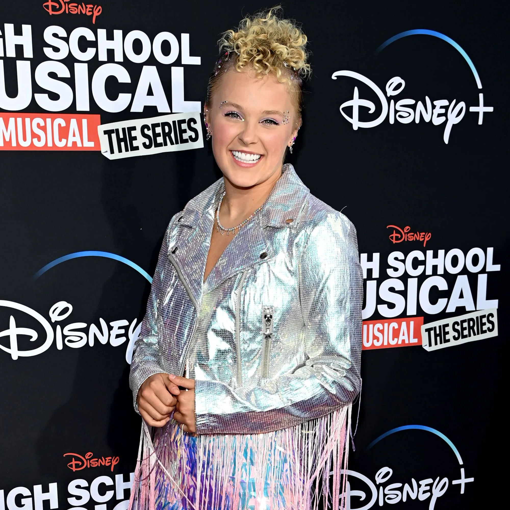 JoJo Siwa Slams Fan Claims That She Referred to Lesbian as a 'Dirty Word