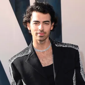 Joe Jonas Is the New Face Anti Wrinkle Injectable
