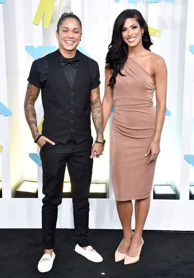 Joe and Melissa Gorga, Kane and Katelyn Brown and More Celebs Pack on the PDA at the 2022 MTV VMAs