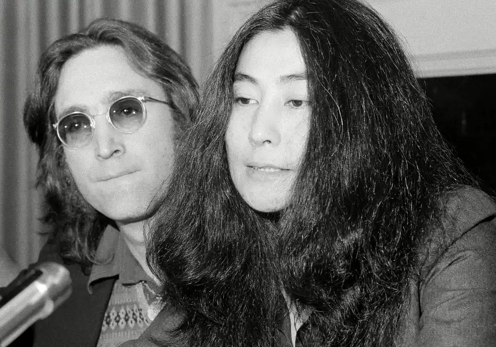 John Lennon&rsquo;s Scathing Letter to Paul McCartney 3 Yoko Ono