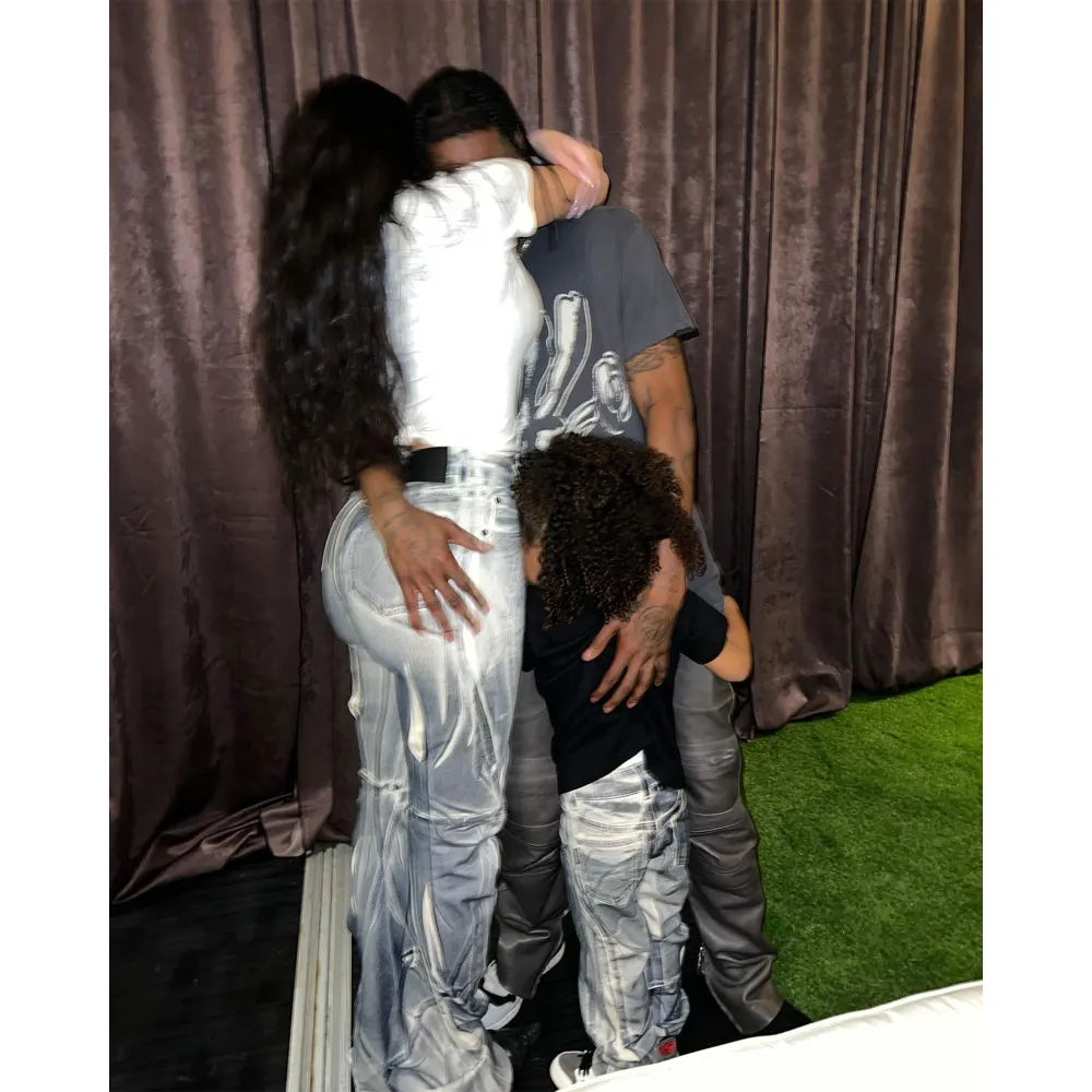 Kylie Jenner Dazzles in Sparkly Dress on Her Birthday