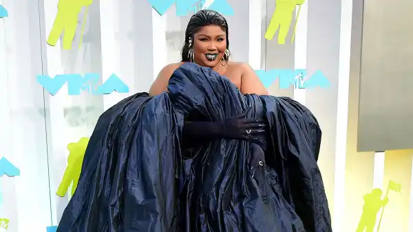 Lizzo Red Carpet MTV Movie TV Awards 2022