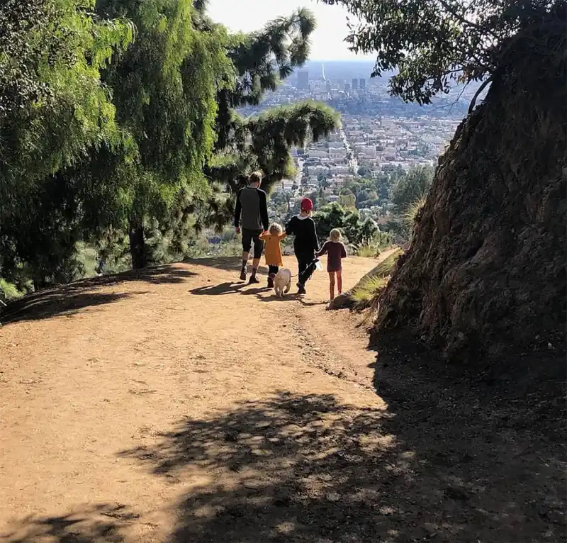 November 2019 Kristen Bell and Dax Shepard’s Sweetest Moments With Daughters Lincoln and Delta