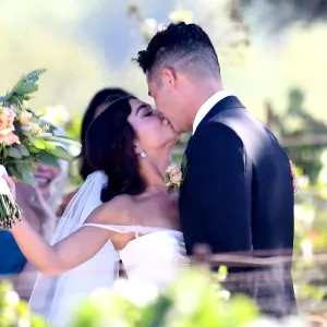 Sarah Hyland and Wells Adams' Wedding Photo Album