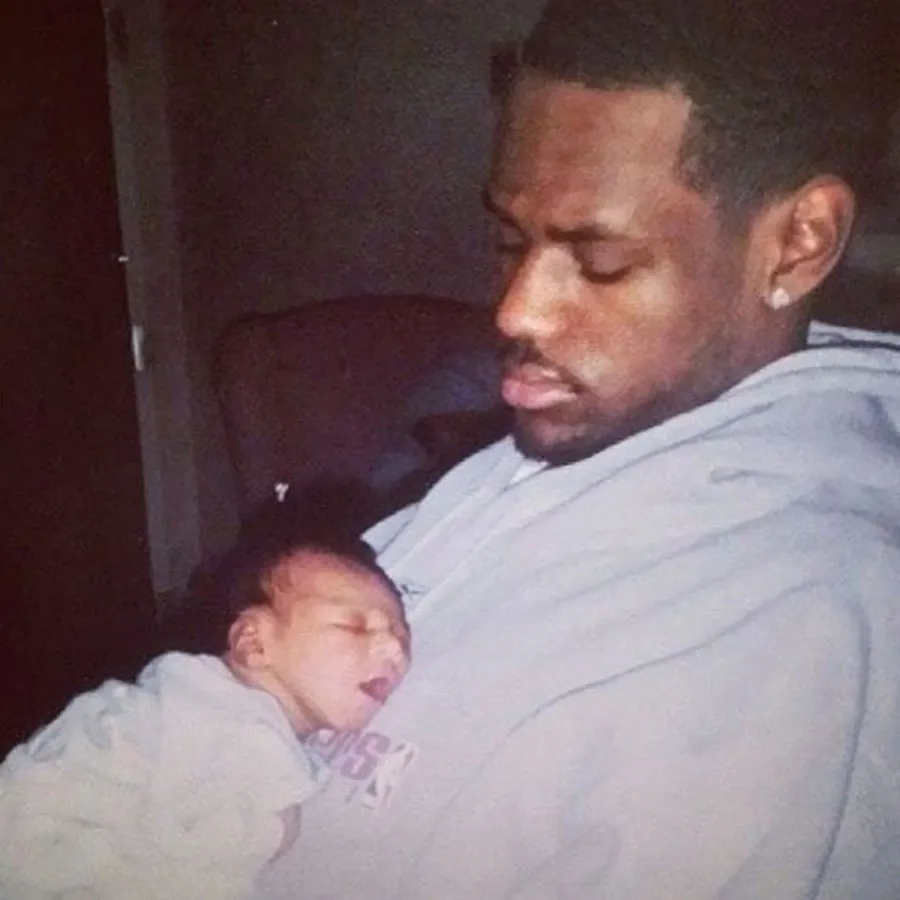 See LeBron James and Wife Savannah's Sweetest Moments With Their 3 Kids