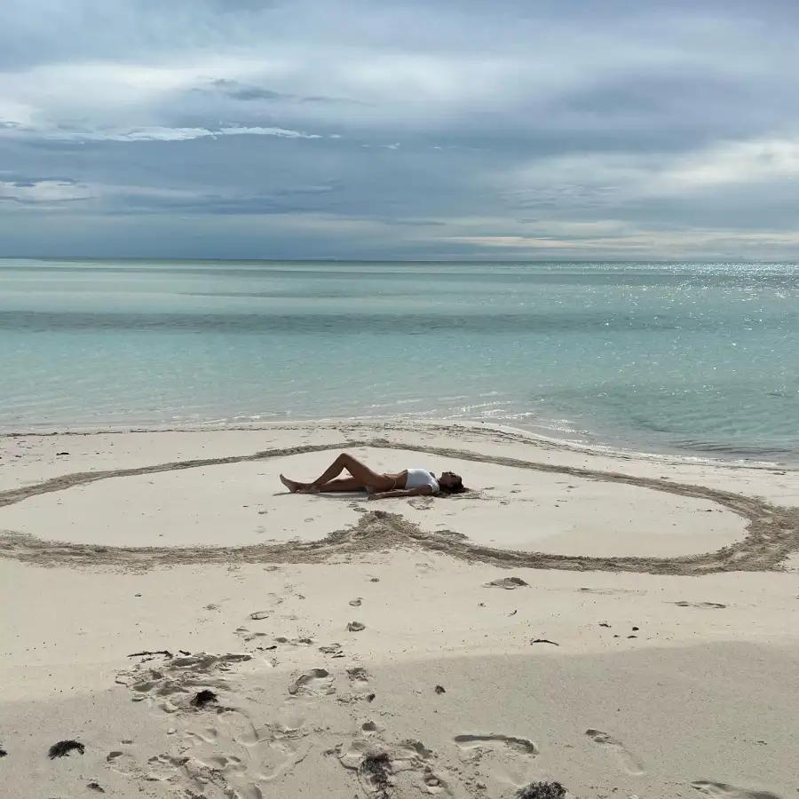 Shirtless Bradley Cooper Irina Shayk Feed, Swim With Pigs While on Vacation