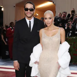 Smitten Kim Kardashian Pete Davidson Send Love Notes While Apart