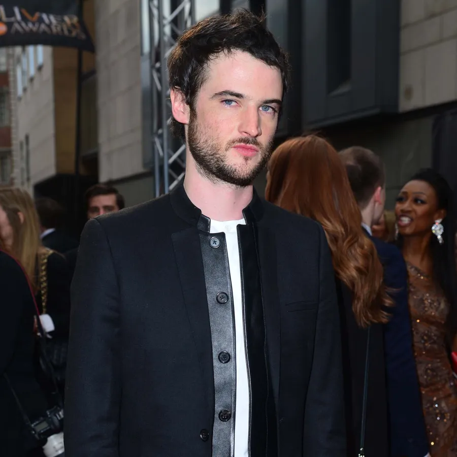 Stars Reveal What Theyve Taken From Set