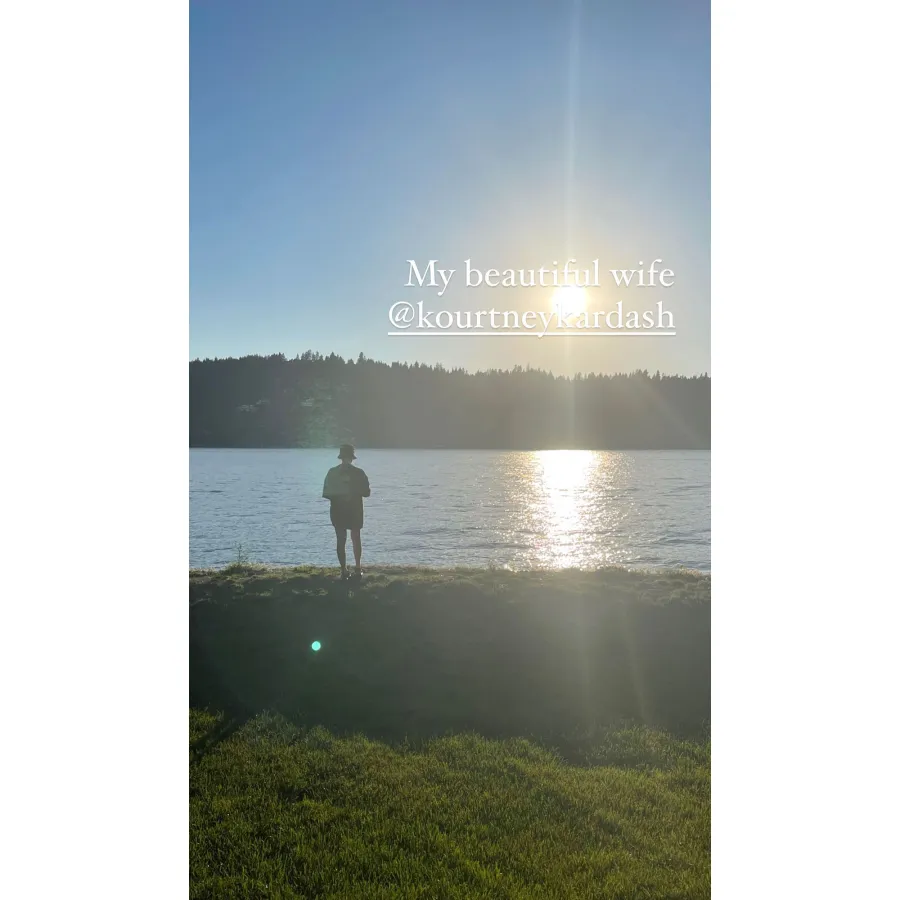 Sunday Funday Kourtney Kardashian Travis Barker Enjoy Family Lake Trip