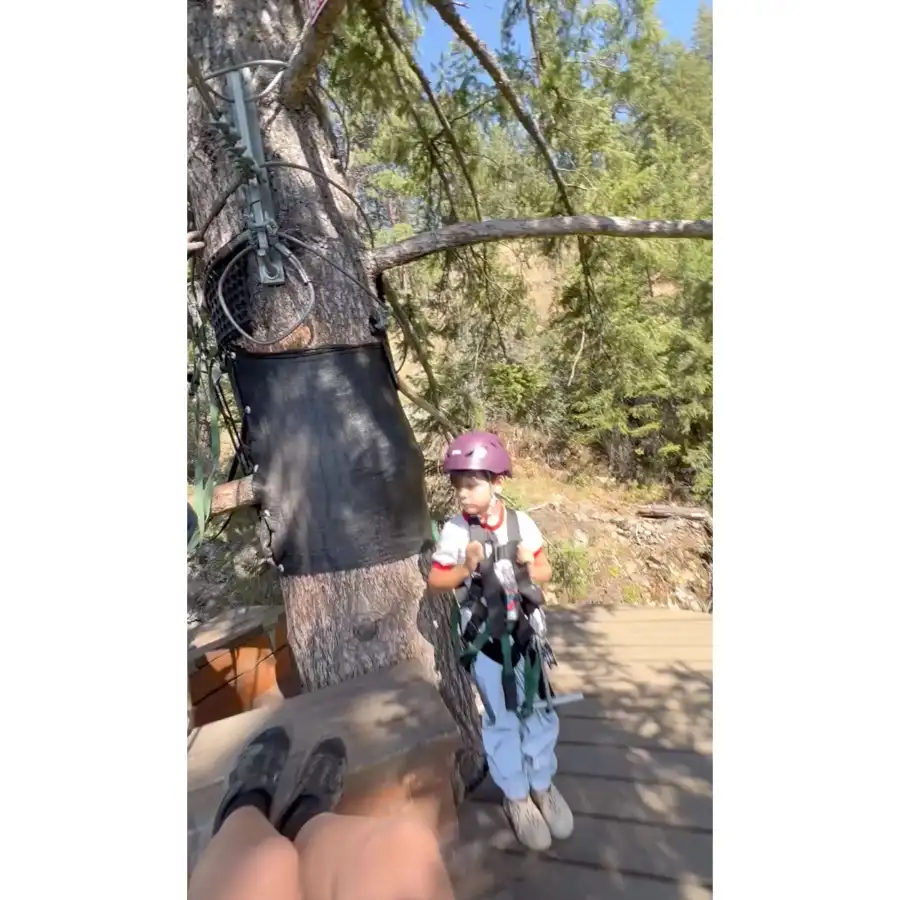 Sunday Funday Kourtney Kardashian Travis Barker Enjoy Family Lake Trip