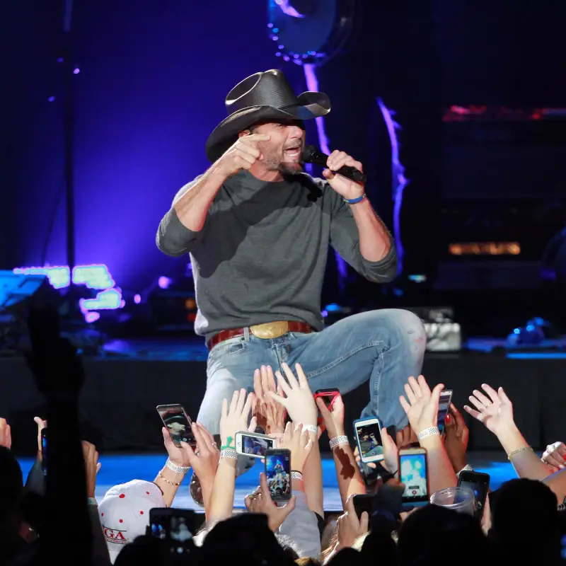 Tim McGraw Faith Hill Sweetest Moments With Daughters Gracie Maggie Audrey