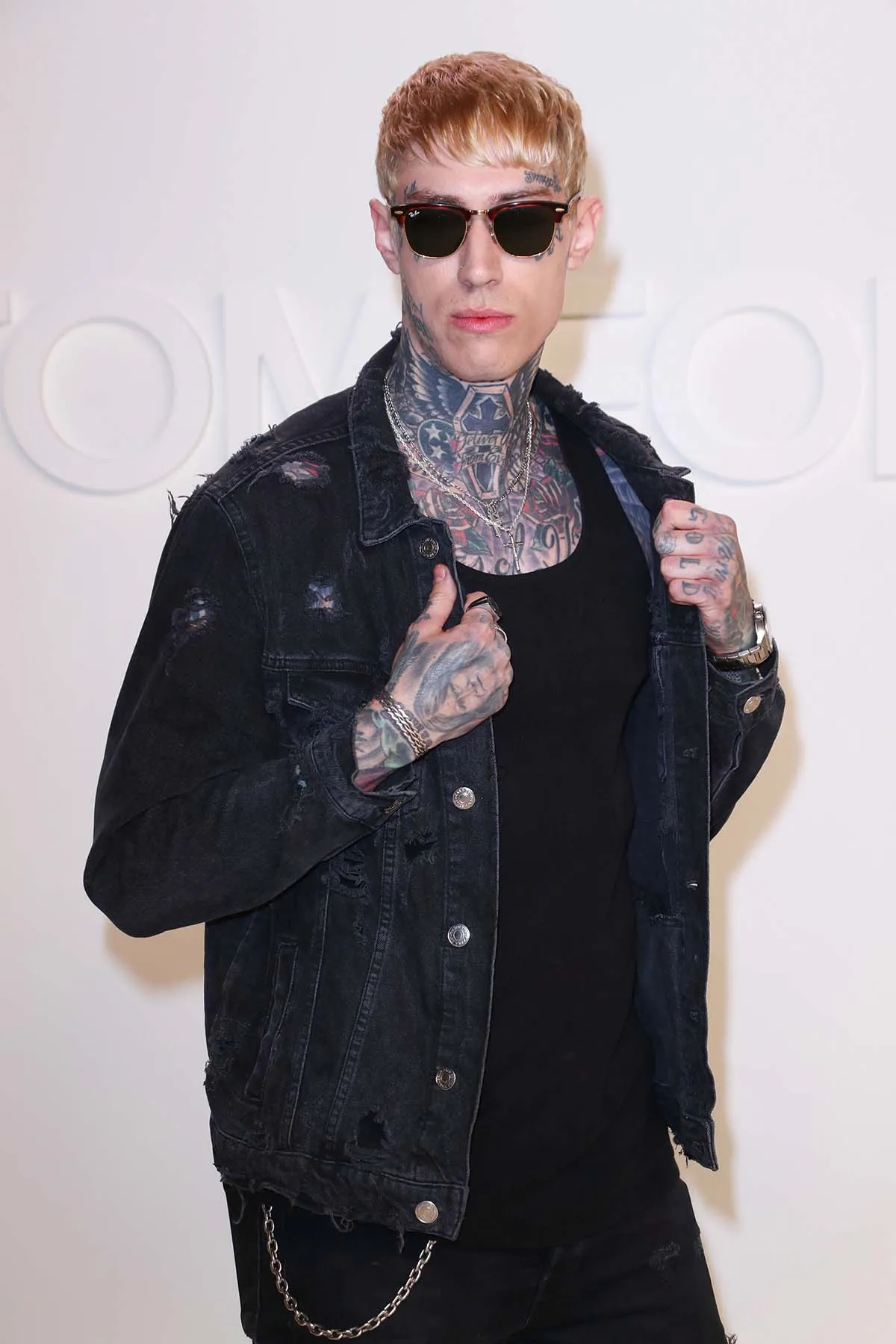 Trace Cyrus' Dating History: From Demi Lovato to Brenda Song