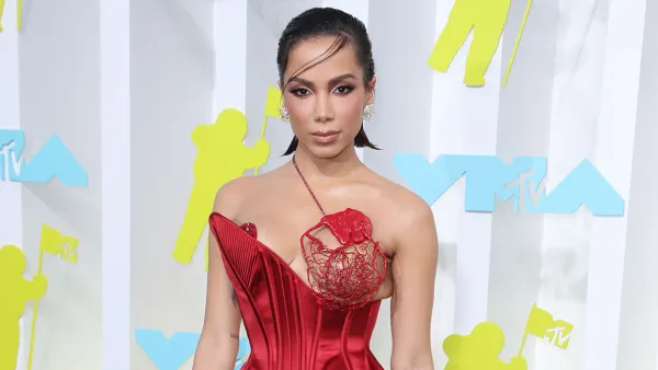 VMas 2022 Best Dressed Anitta