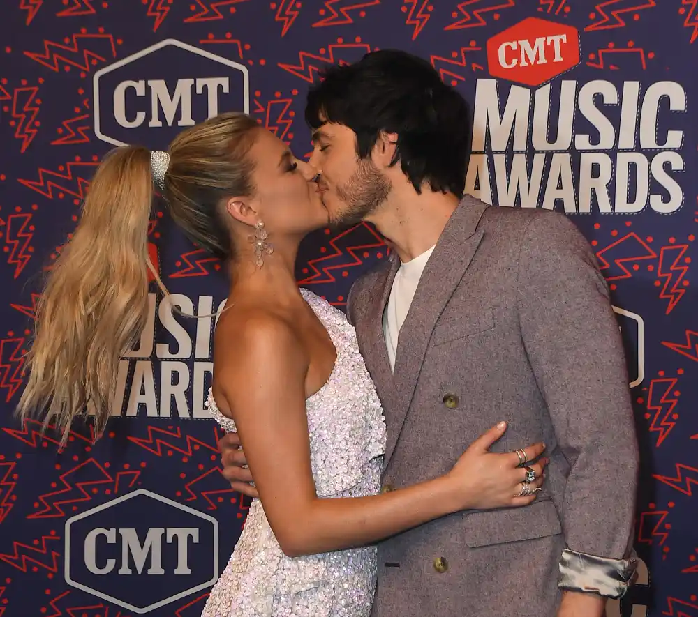  Kelsea Ballerini and Morgan Evans