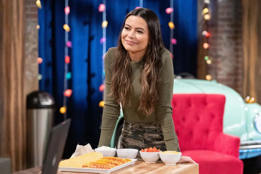 Ready in 5! Paramount+'s 'iCarly' Season 3: Everything to Know