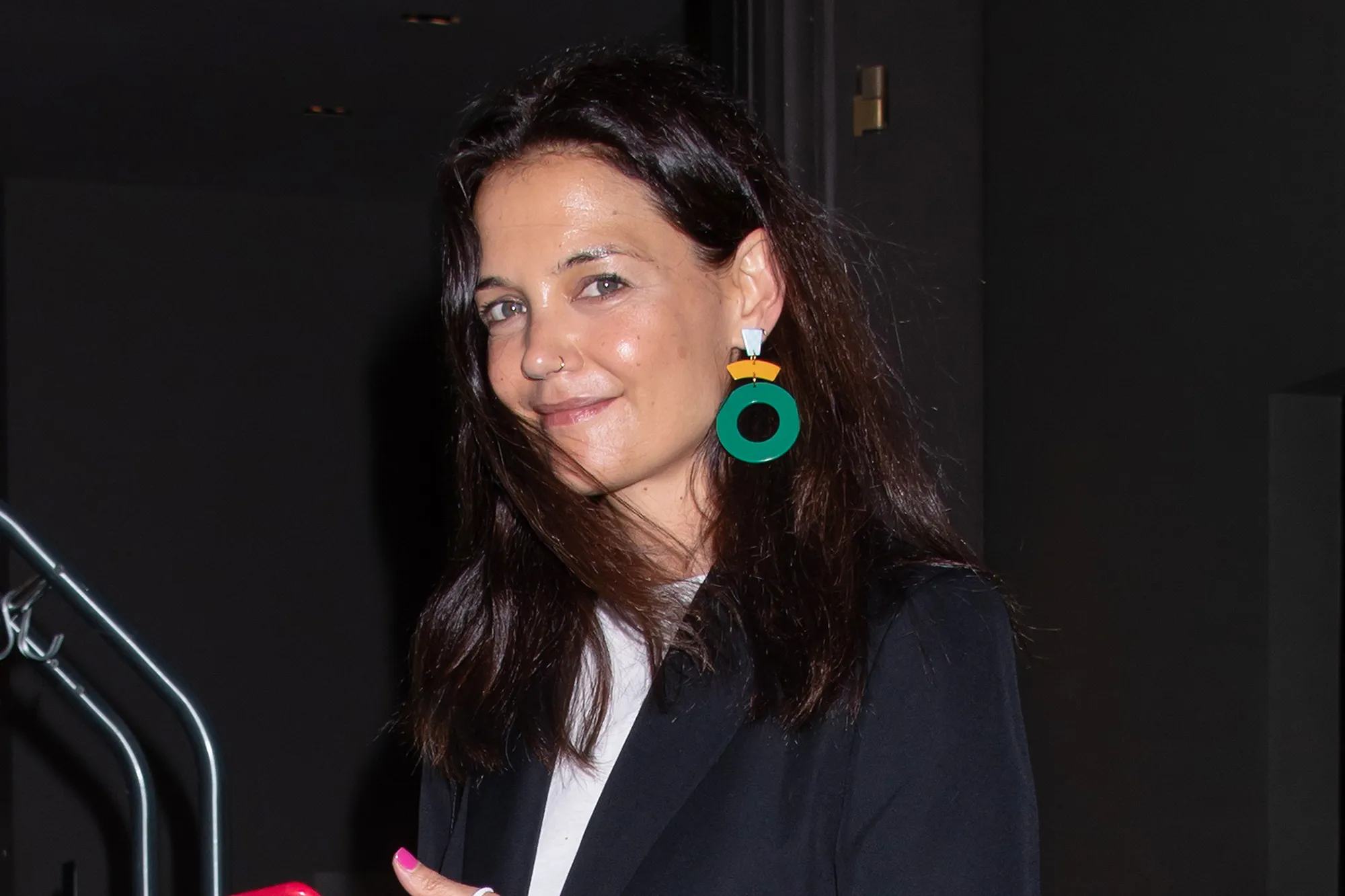 katie-holmes-serge-normant-spray