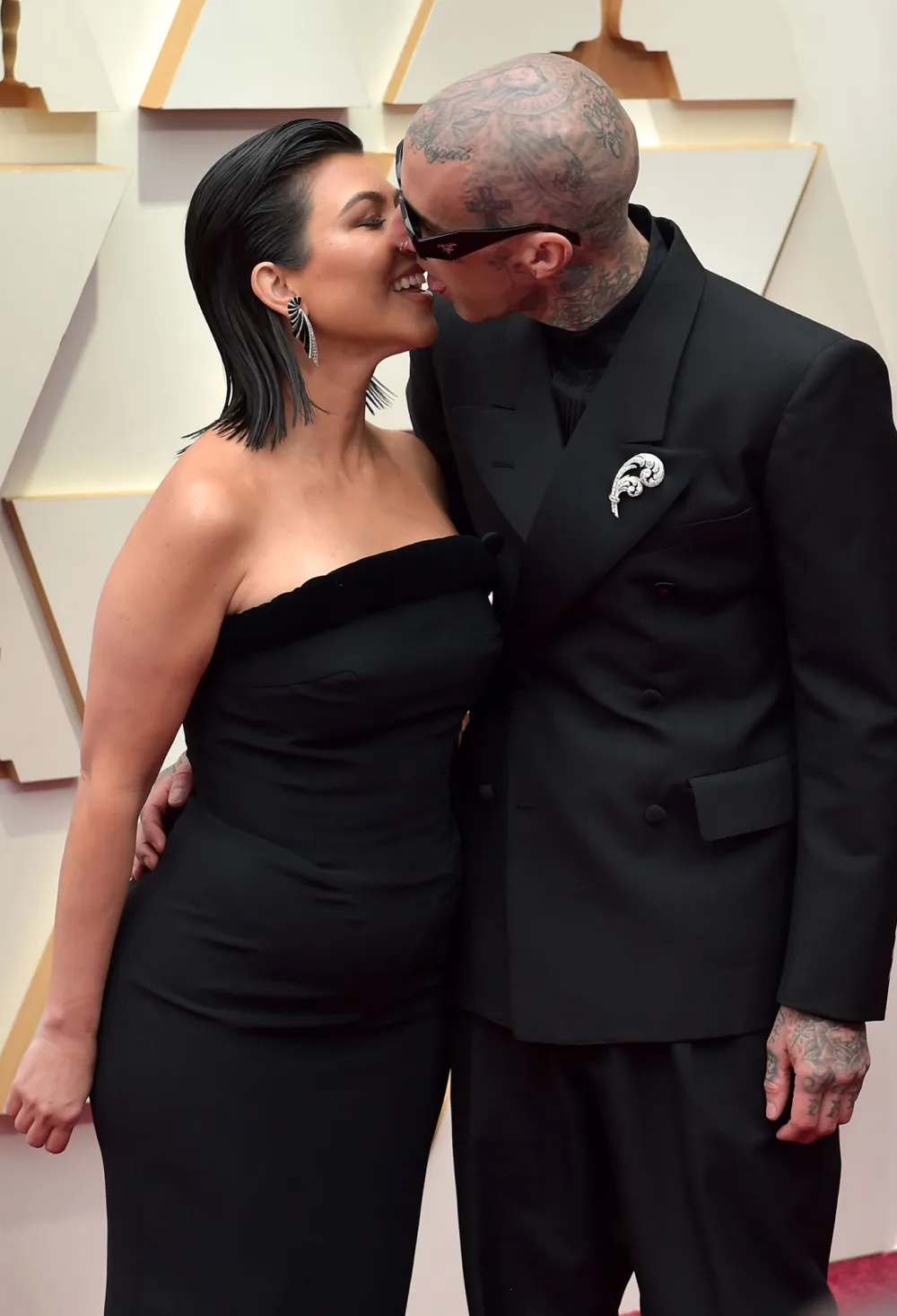 Kourtney Kardashian Is a Proud &lsquo;Tour Wife&rsquo; in Backstage PDA Pics With Travis Barker During Machine Gun Kelly&rsquo;s Concerts