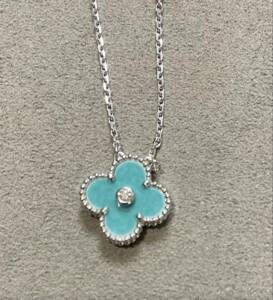 VCA Holiday Pendant 2023,Van Cleef & Arpels Holiday Pendant 2024