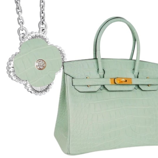 VCA Holiday Pendant 2023,Van Cleef & Arpels Holiday Pendant 2024