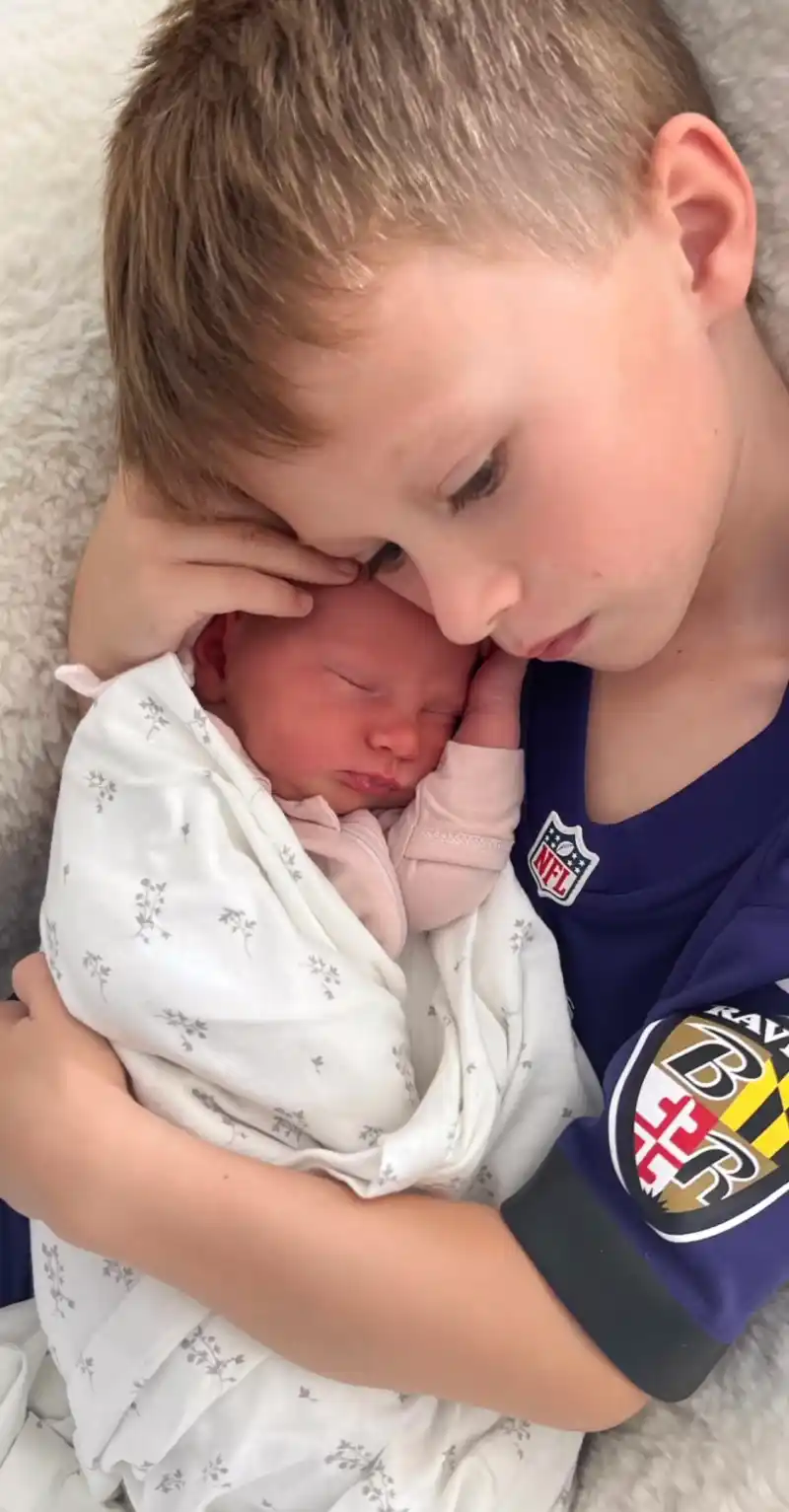 Ilaria Baldwin and big brother