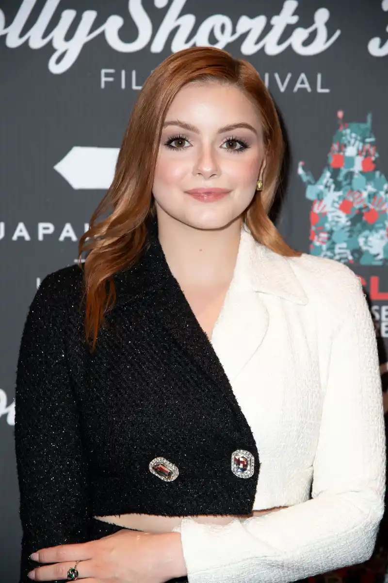 Ariel Winter Celebrities Who Have Been Candid About Complicated Relationships With Their Parents