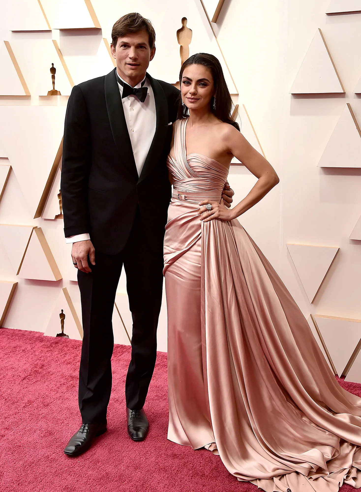 Ashton Kutcher Health Scare Made His Bond With Wife Mila Kunis Grow Even Stronger