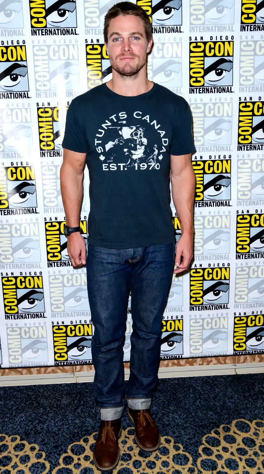 Celebrity Hot Bodies: Best of 2013 Stephen Amell