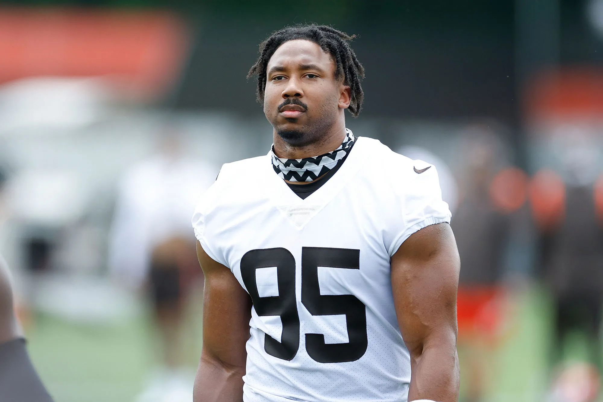 Cleveland Browns Player Myles Garrett Released From Hospital Following Car Crash