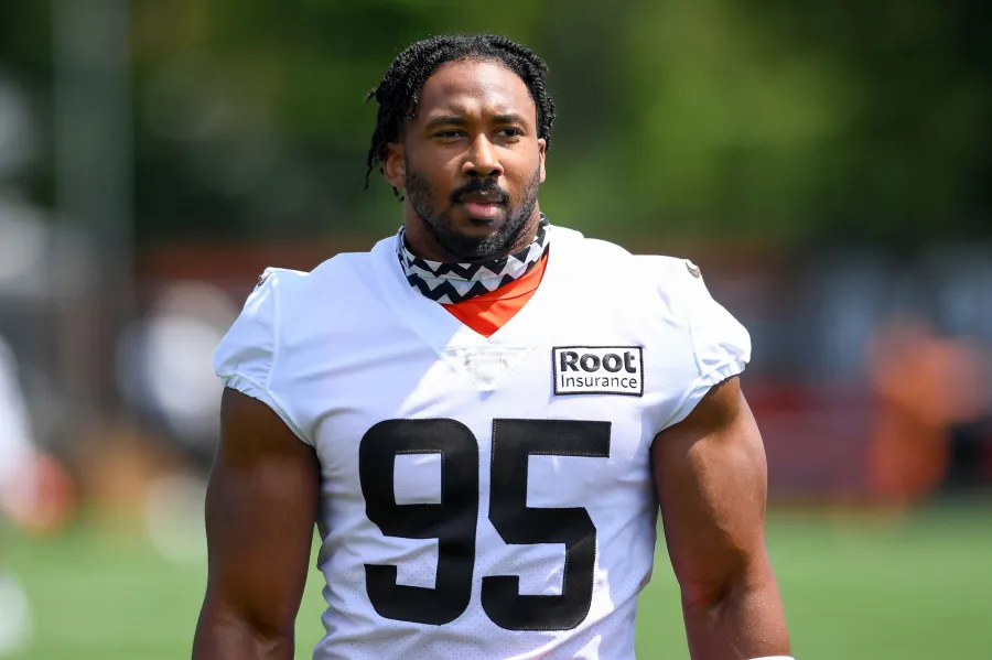 Cleveland Browns Player Myles Garrett Released From Hospital Following Car Crash