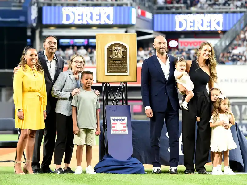 Derek Jeter, Wife Hannah Bring 3 Daughters to His Hall of Fame Induction