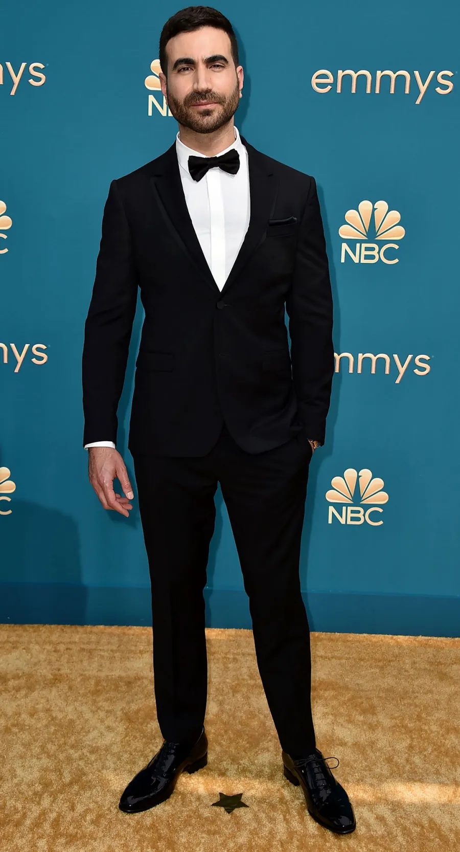 Emmys 2022 Jason Sudeikis and 'Ted Lasso' Cast Walk Red Carpet at 2022 Emmys: Photos Brett Goldstein