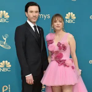 Kaley Cuoco and Tom Pelphrey Make Their Red Carpet Debut at the 2022 Emmys