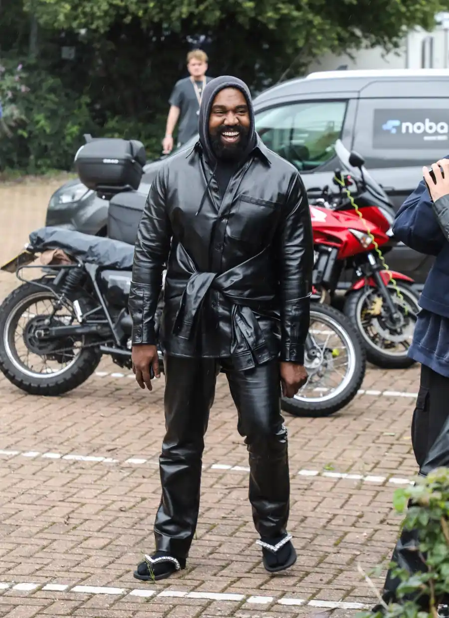 Kanye West London Burberry