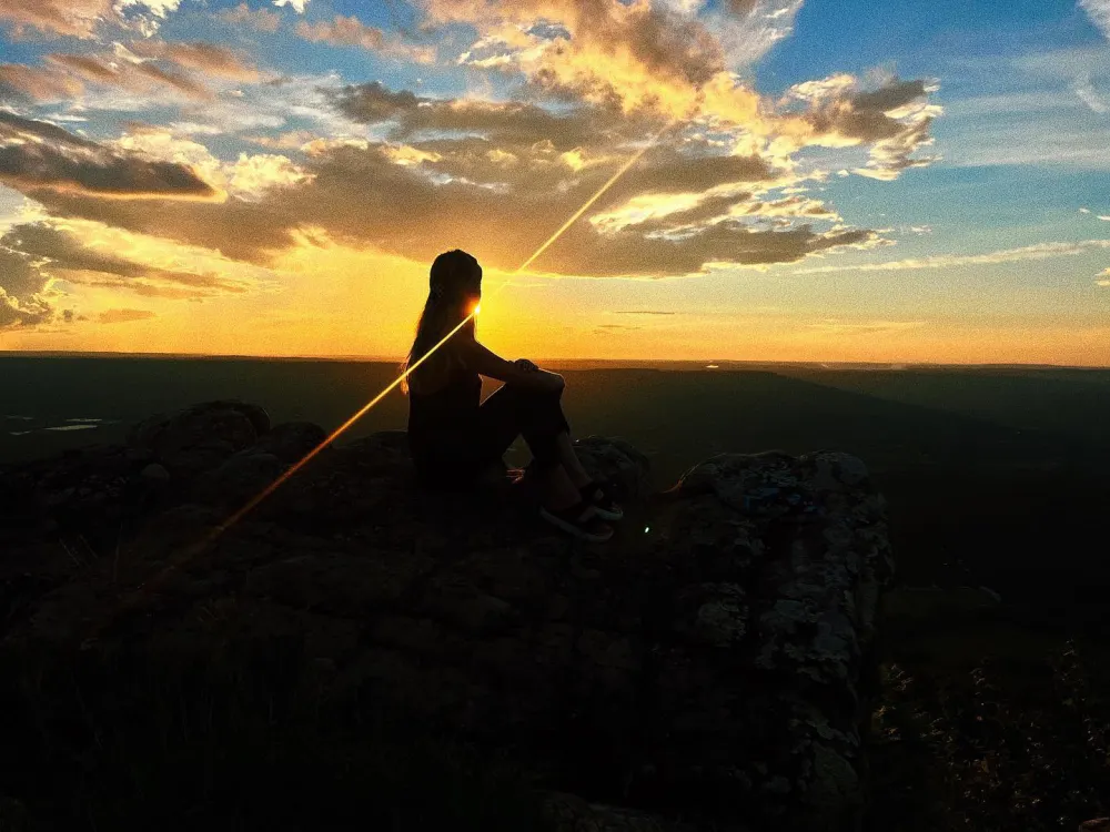 Kelsea Ballerini Hints at New Chapter Amid Morgan Evans Divorce: 'Right Where I'm at With What I Have'