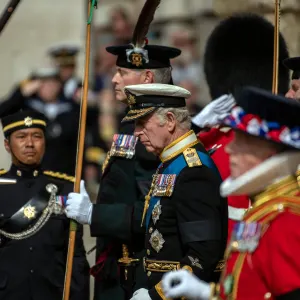 King Charles III Bows to Queen Elizabeth II's Casket 1 Last Time During Wand Breaking Tradition Before Piper's Last Lament