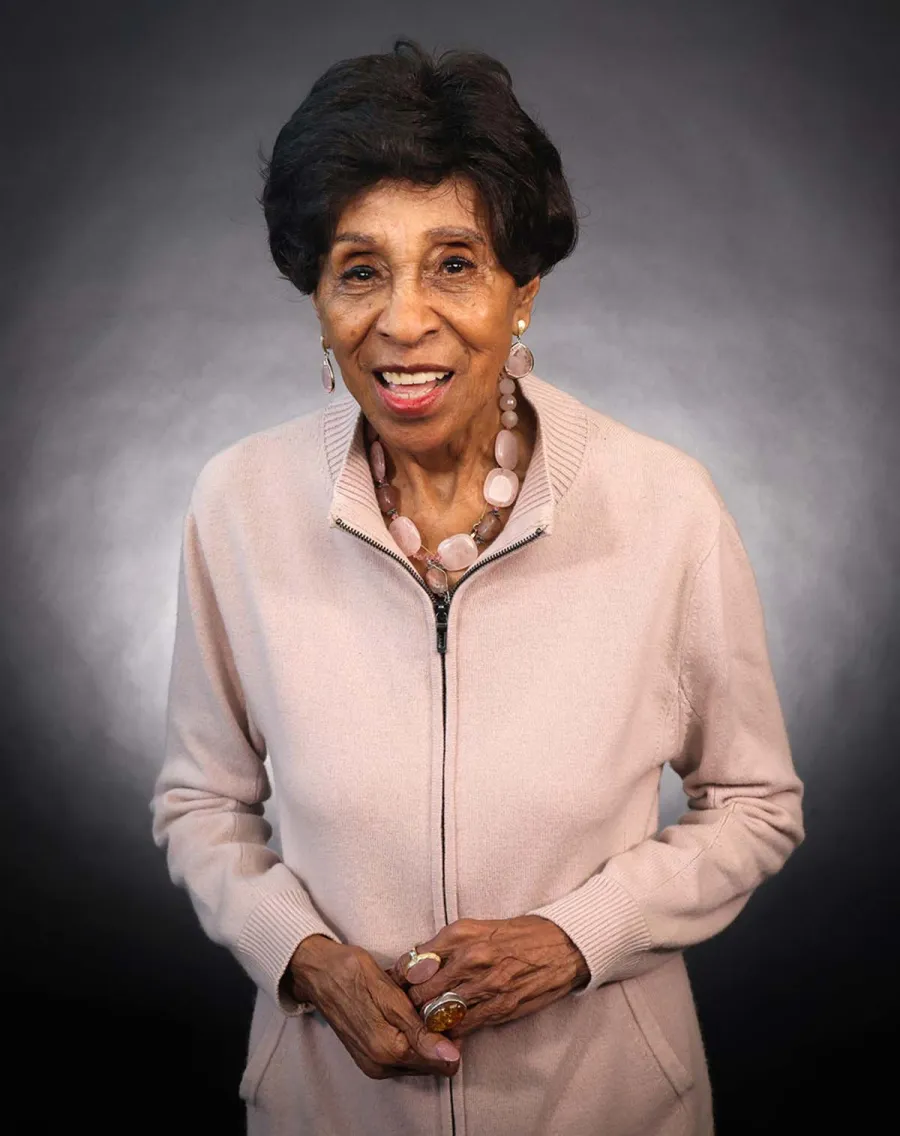 Marla Gibbs Joins Grey’s Anatomy Season 19 as This Intern’s Grandma