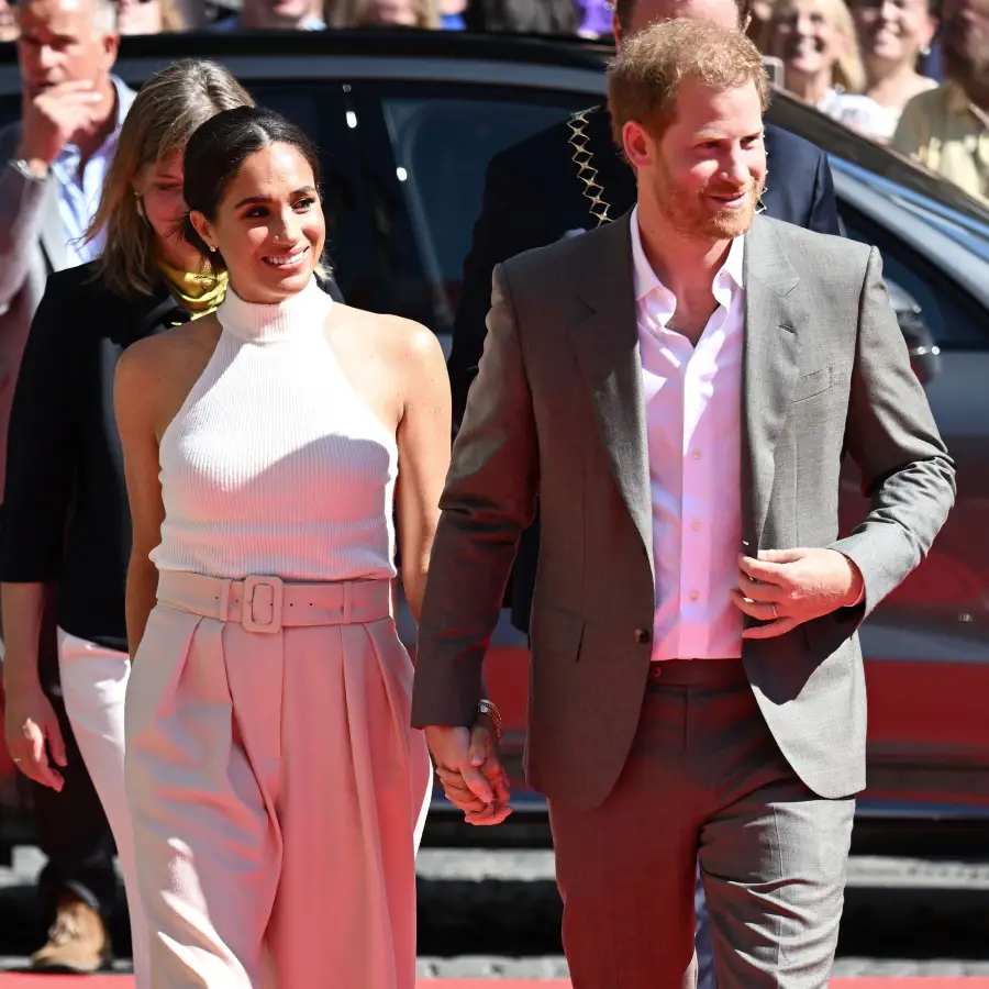 Meghan Markle Prince Harry Hold Hands Invictus Games Event Photos