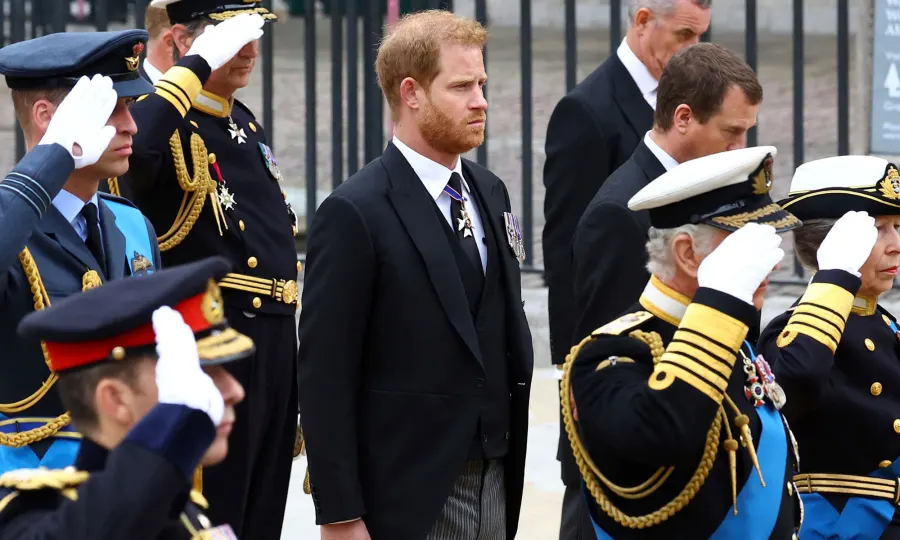 Prince Harry and Meghan Markle Sit in 2nd Row for Queen's Funeral: Photos
