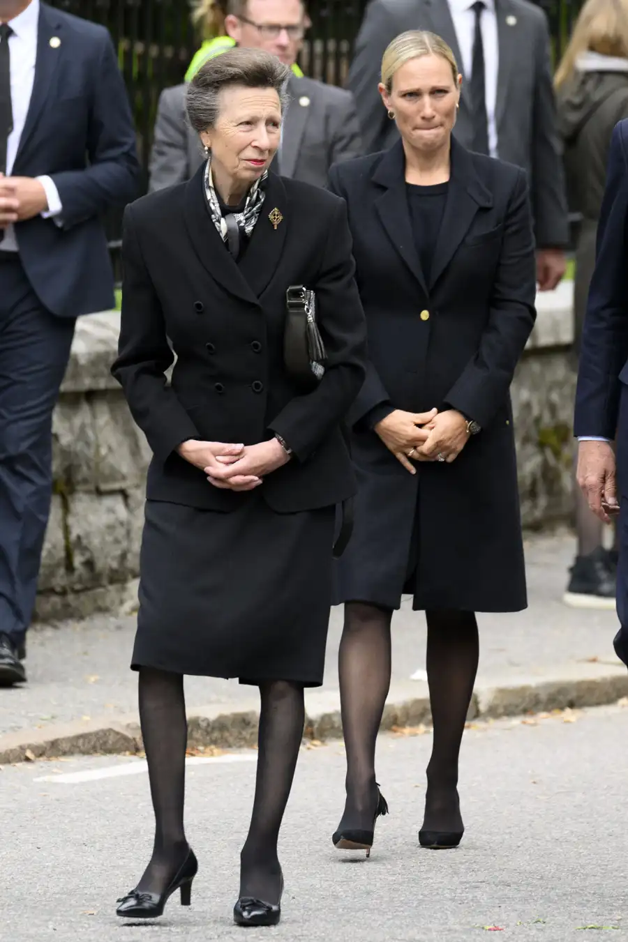 Princess Anne, Prince Andrew and Queen Elizabeth II's Grandchildren Visit Balmoral Tribute: Photos