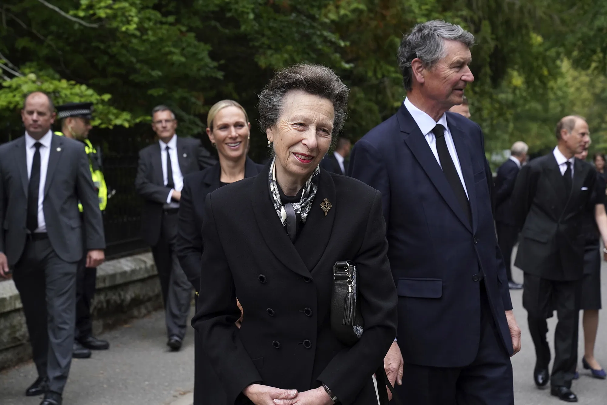 Princess Anne, Prince Andrew and Queen Elizabeth II's Grandchildren Visit Balmoral Tribute: Photos