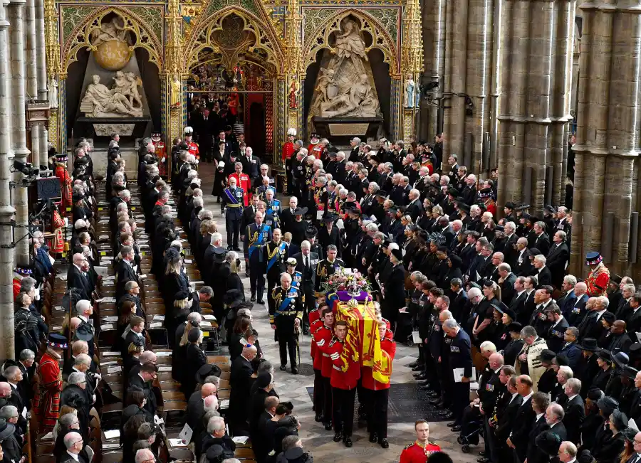 Queen Elizabeth II Funeral Every Emotional Photo 03