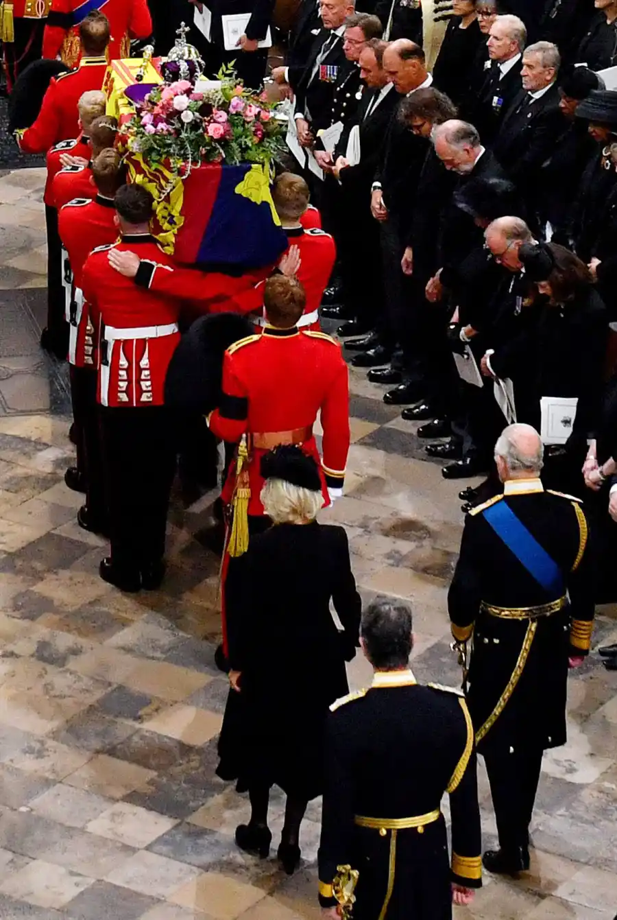 Queen Elizabeth II Funeral Every Emotional Photo 06