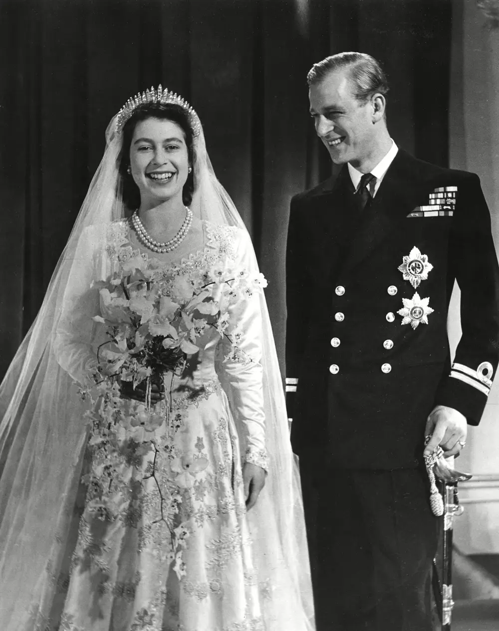 Queen Elizabeth II&rsquo;s Funeral Takes Place at Same Chapel Where She Had Coronation and Married Prince Philip&nbsp;