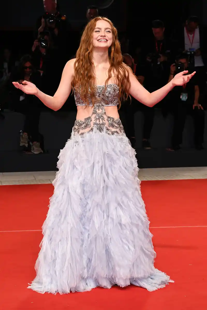 Sadie Sink Hot Pics