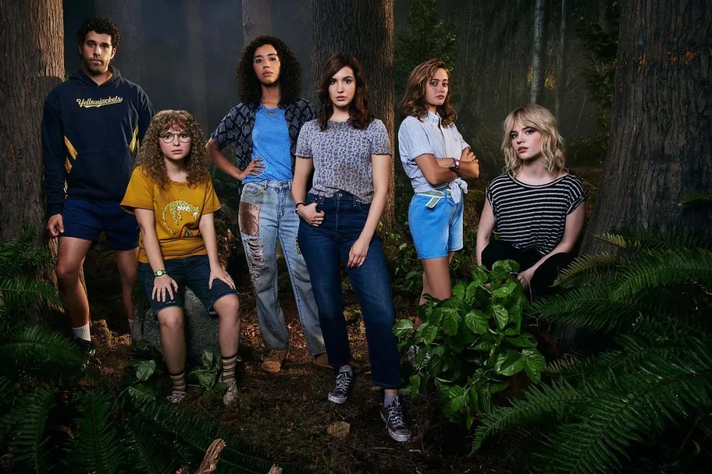 Samantha Hanratty: 'Yellowjackets&rsquo; Season 2 Is 'Much Crazier' Than Expected