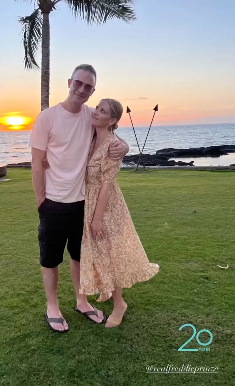 Sarah Michelle Gellar and Freddie Prinze Jr.’s Sweetest Moments Together