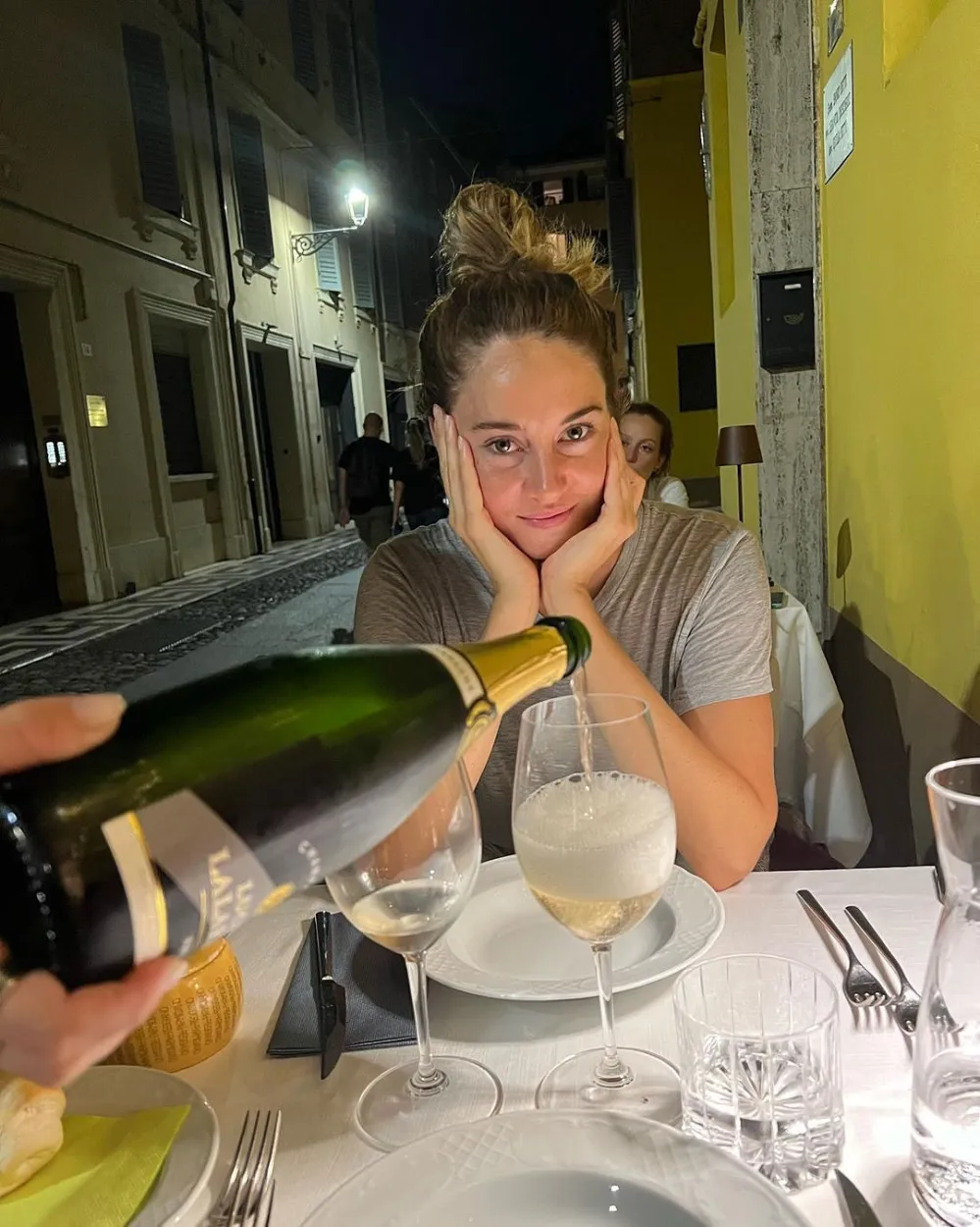 Shailene Woodley and Ansel Elgort Reunite to Recreate 'Dirty Dancing' Finale Number